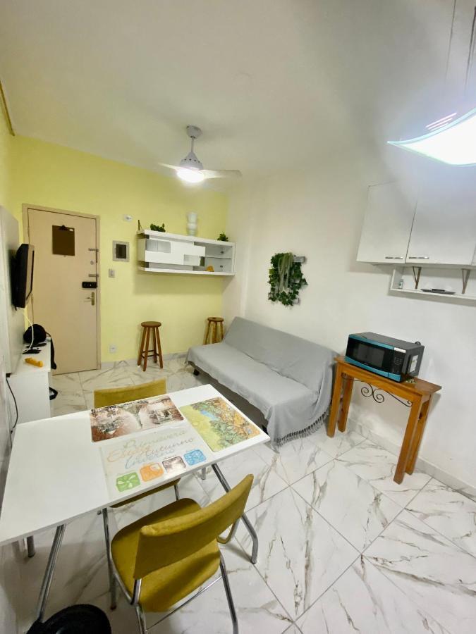 Apartamento Inteiro A Duas Quadras Do Metro E Da Praia Rio de Janeiro Eksteriør billede